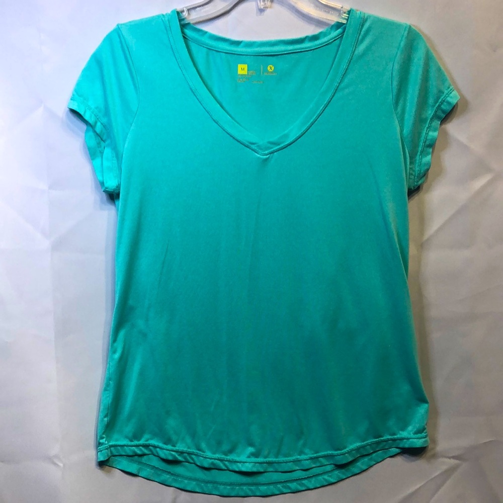 Xersion Light Green V Neck Top, Size M